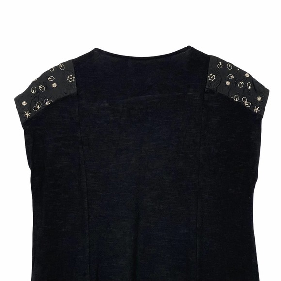 Anthropologie Akemi + Kin Embroidered Black Top Size Small - Picture 7 of 9